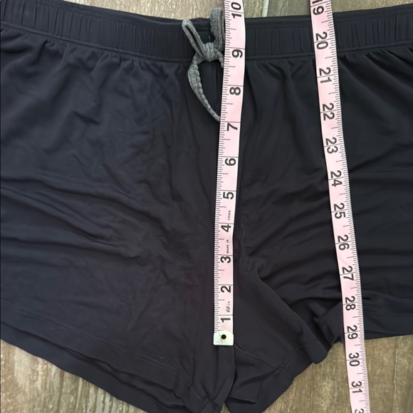 2 pairs of Casual Shorts one Gray & one Black with Drawstring - Picture 6 of 9